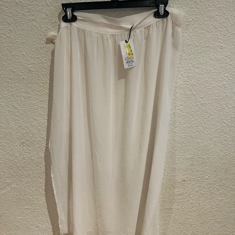 Ladies off white color/side sash swim cover up - Picture 6 of 7